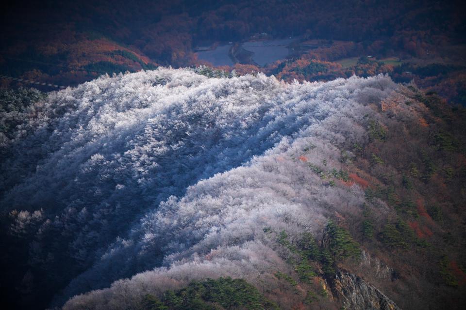 初冬の稜線