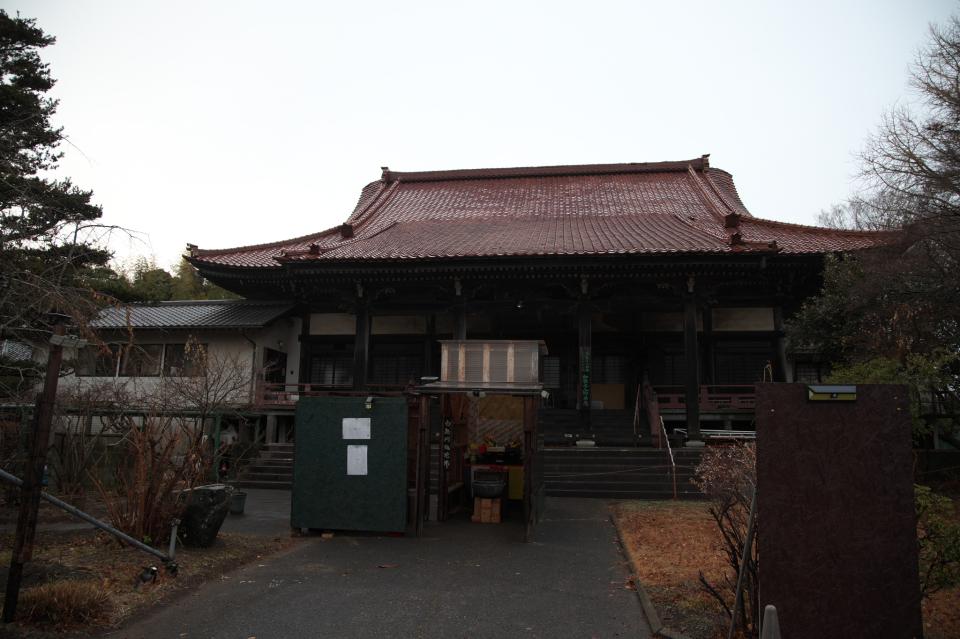 願入寺この裏手に巌船の夕照がある